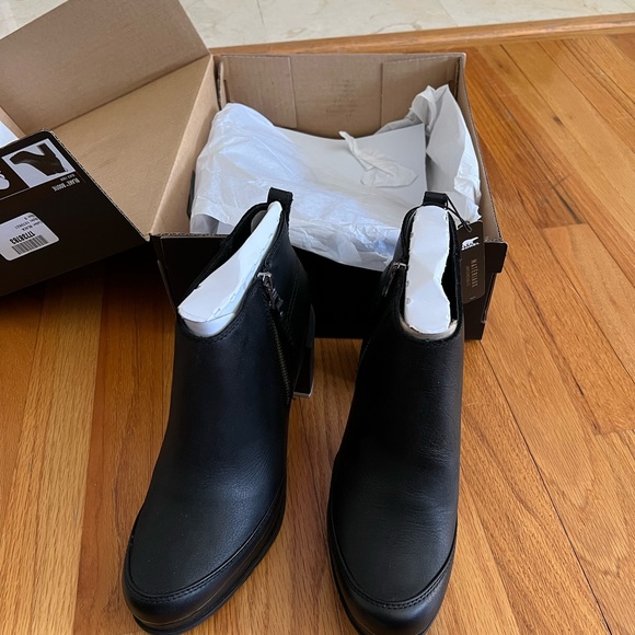 Sorel Black Blake Bootie New in Box - Picture 7 of 10